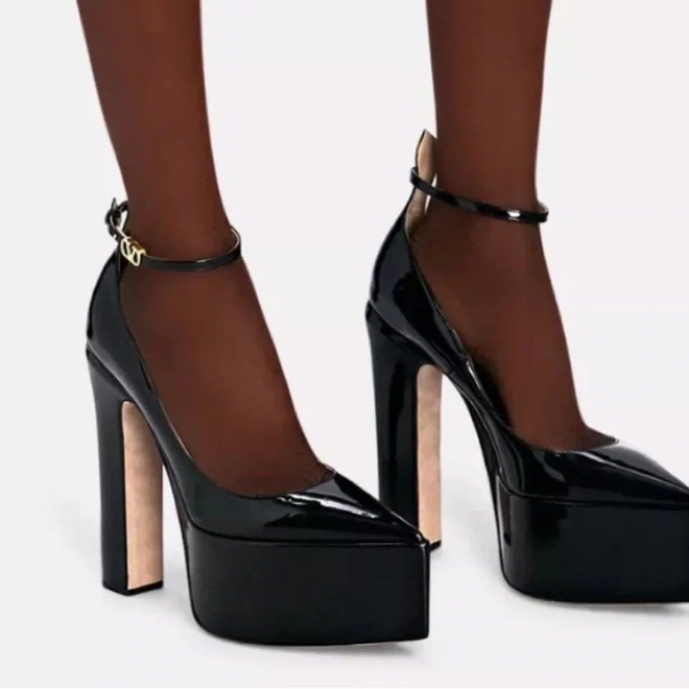 Valentino Rockstud Tan-go Black Patent Leather Ankle Strap Platform Heel Pump 41 - Picture 3 of 12
